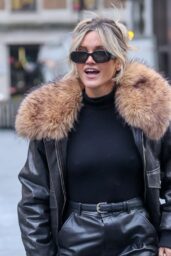 Ashley Roberts Glams Up After Radio Show - 02 07 2025