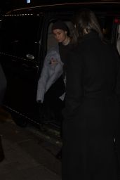 Brie Larson Arrives at London Theatre - 02.25.2025