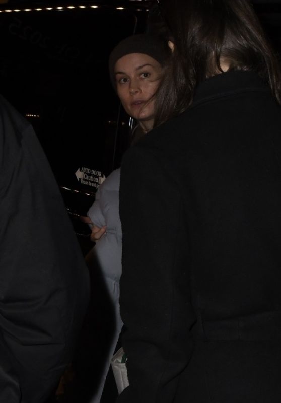 Brie Larson Arrives at London Theatre - 02.25.2025