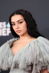 Charli XCX Shines at the 67th Annual Grammy Awards