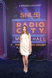 Chloe Fineman at SNL50 Homecoming Concert 