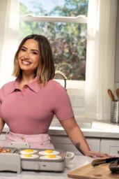 Demi Lovato Joins Bella Kitchen Oct 2024