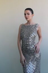 Ella Hunt s Dazzling Critics Choice Look