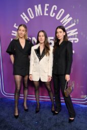 Haim Sisters at SNL50: The Homecoming Concert - 02 14 2025