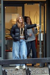 Isla Fisher Celebrates 49th Birthday Shopping in London, 02.03.2025