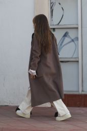 Jessica Alba Spotted at Lunch with Daughter in Westwood - 10.02.2025