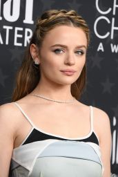 Joey King Shines at Critics Choice Awards 2025