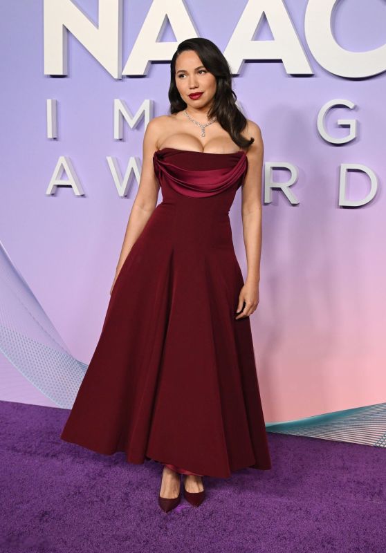 Jurnee Smollett at 56th NAACP Image Awards