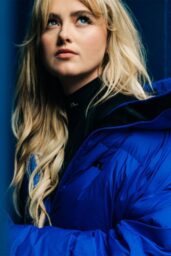 Kathryn Newton Models J Lindeberg Jolene Jacket in January 2025