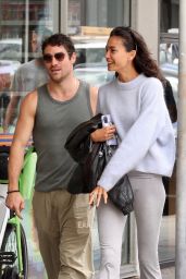 Kelly Gale Spotted with Mystery Man at Bondi - 02.18.2025