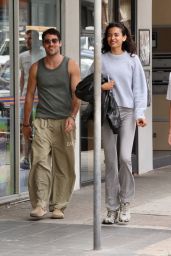 Kelly Gale Spotted with Mystery Man at Bondi - 02.18.2025