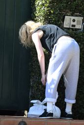 Kristen Stewart Steps Out for a Walk in LA - 02.17.2025