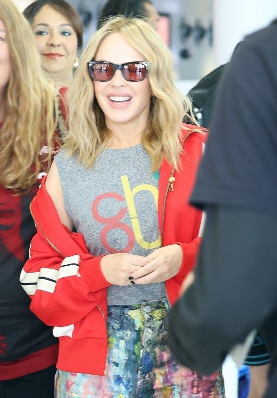 Kylie Minogue Departs Perth Airport in Style - 02.16.2025