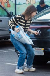 Lauren Parsekian Shops in Los Feliz - 02.17.2025