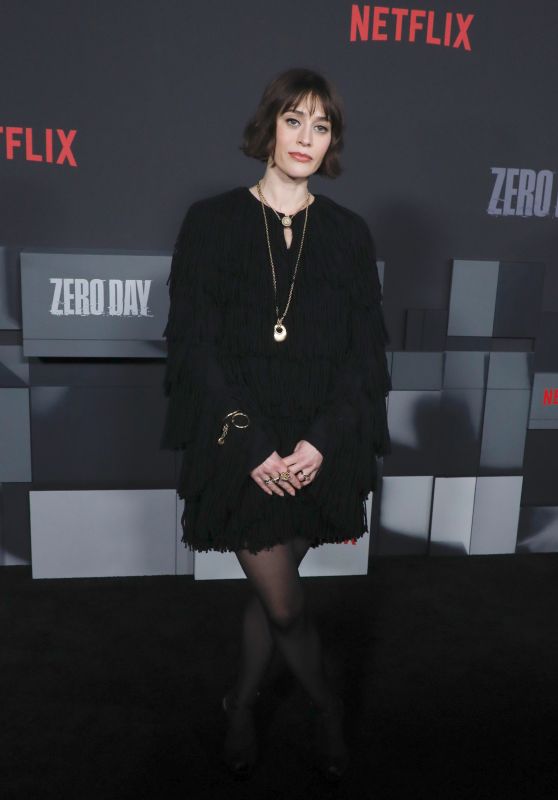 Lizzy Caplan at Netflix