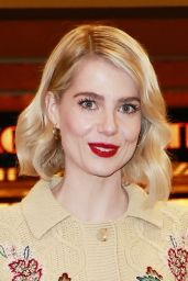 Lucy Boynton Exits CBS Mornings Studio - 02.12.2025