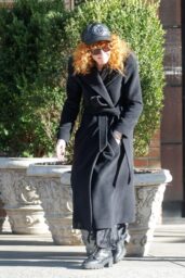 Natasha Lyonne s Rare Valentine s Outing with Bryn Mooser - 02 14 2025