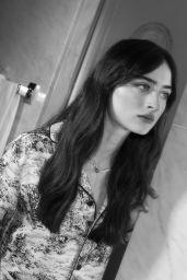 Raffey Cassidy in Harper