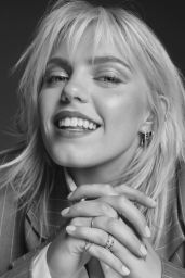 Reneé Rapp Partners with L