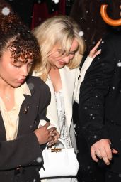 Sabrina Carpenter Stuns in NYC Vogue Party Look