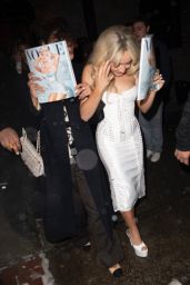 Sabrina Carpenter Stuns in NYC Vogue Party Look