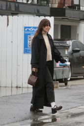 Scout Willis Visits Raya Skin Care - 02.10.2025