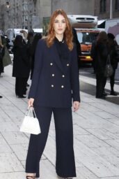 Sophie Nélisse at Carolina Herrera Show - 02 10 2025