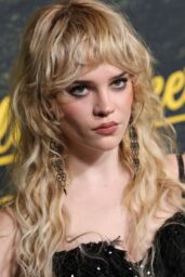 Sophie Thatcher at Yellowjackets Season 3 Premiere 02 13 2025