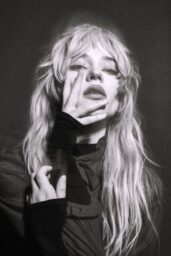 Sophie Thatcher s Eerie On-Screen Presence - 02 2025