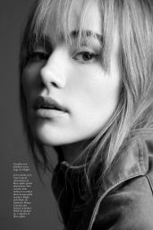 Suki Waterhouse Covers Elle España March 2025