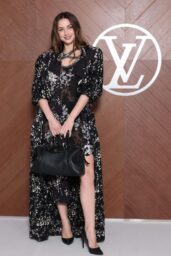 Ana de Armas Stuns at Louis Vuitton Fall 2025 Show