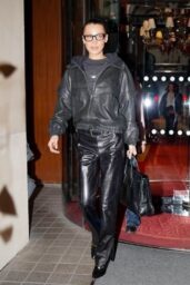Bella Hadid’s Paris Fashion Week Look: A Masterclass in Vintage Glam