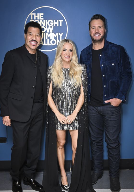 Carrie Underwood Shines on Fallon in NYC - 03.06.2025