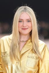 Dakota Fanning’s Golden Moment at Chanel F/W 