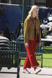 Elle Fanning’s Chic Filming Look at Fullerton College