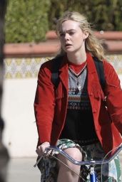 Elle Fanning’s Chic Filming Look at Fullerton College