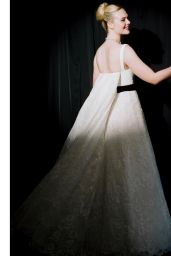 Elle Fanning’s Oscars Night Photoshoot: A Masterclass in Elegance