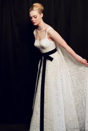 Elle Fanning’s Oscars Night Photoshoot: A Masterclass in Elegance