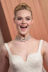 Elle Fanning’s Timeless Elegance at the 2025 Academy Awards