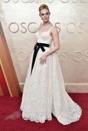 Elle Fanning’s Timeless Elegance at the 2025 Academy Awards