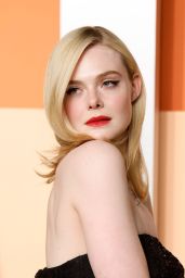 Elle Fanning’s Vanity Fair Oscar Party Look: Givenchy & Cartier Elegance