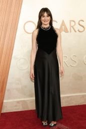 Emily Mortimer Shines at 97th Academy Awards