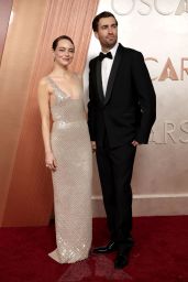 Emma Stone’s Effortless Elegance at the 2025 Oscars