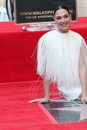 Gal Gadot’s Hollywood Star Ceremony: Style, Drama, and Timeless Elegance