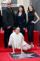 Gal Gadot’s Hollywood Star Ceremony: Style, Drama, and Timeless Elegance