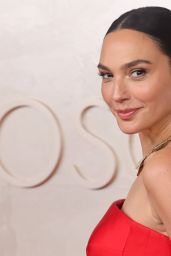 Gal Gadot Shines at 97th Academy Awards