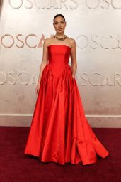 Gal Gadot Shines at 97th Academy Awards