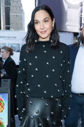 Gal Gadot Shines on Kelly & Mark, Visits Times Square - 03.10.2025
