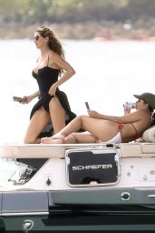 Gisele Bundchen and Joaquim Valente Share PDA on Miami Boat Ride - 03.15.2025  