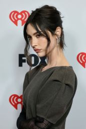 Gracie Abrams Rocks iHeartRadio Red Carpet - 03.17.2025